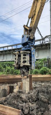 35ton SHANTUI 335LC Excavator Side Grip Hydraulic Vibro Hammer for 12M Pile Driver