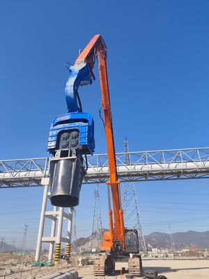 Photovoltaic Pile Driver For Cement Piles 50-65Ton HITACHI Excavator