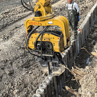 360 Degree Pile Driver : Adaptable To Excavators & High-Impact Force For Custom Piling Solutions