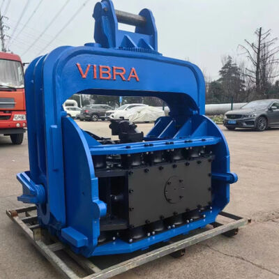 Rammgerät mit maximaler Kraft von 1500 kN auf integriertem Allrad-Elektrofahrwerk